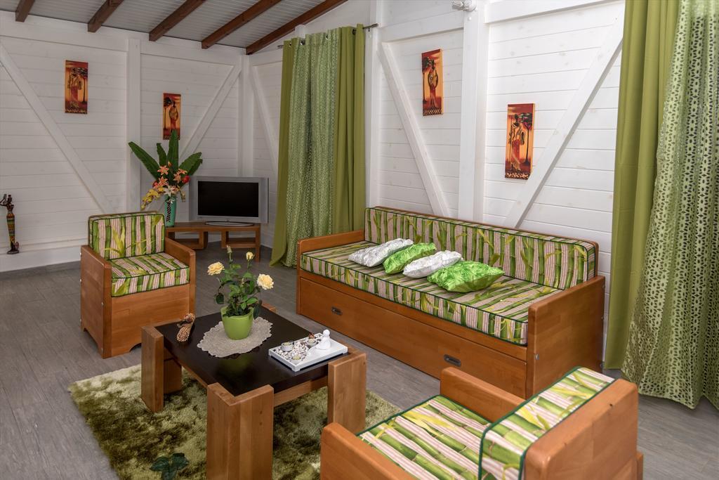 Villa Bienvenue Au Tropic Venucia à Port-Louis Extérieur photo